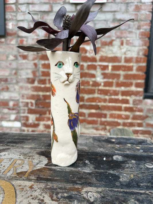 Sir Reginald Bloom
Handmade English Porcelain Vase with 22kt Gold Accents
