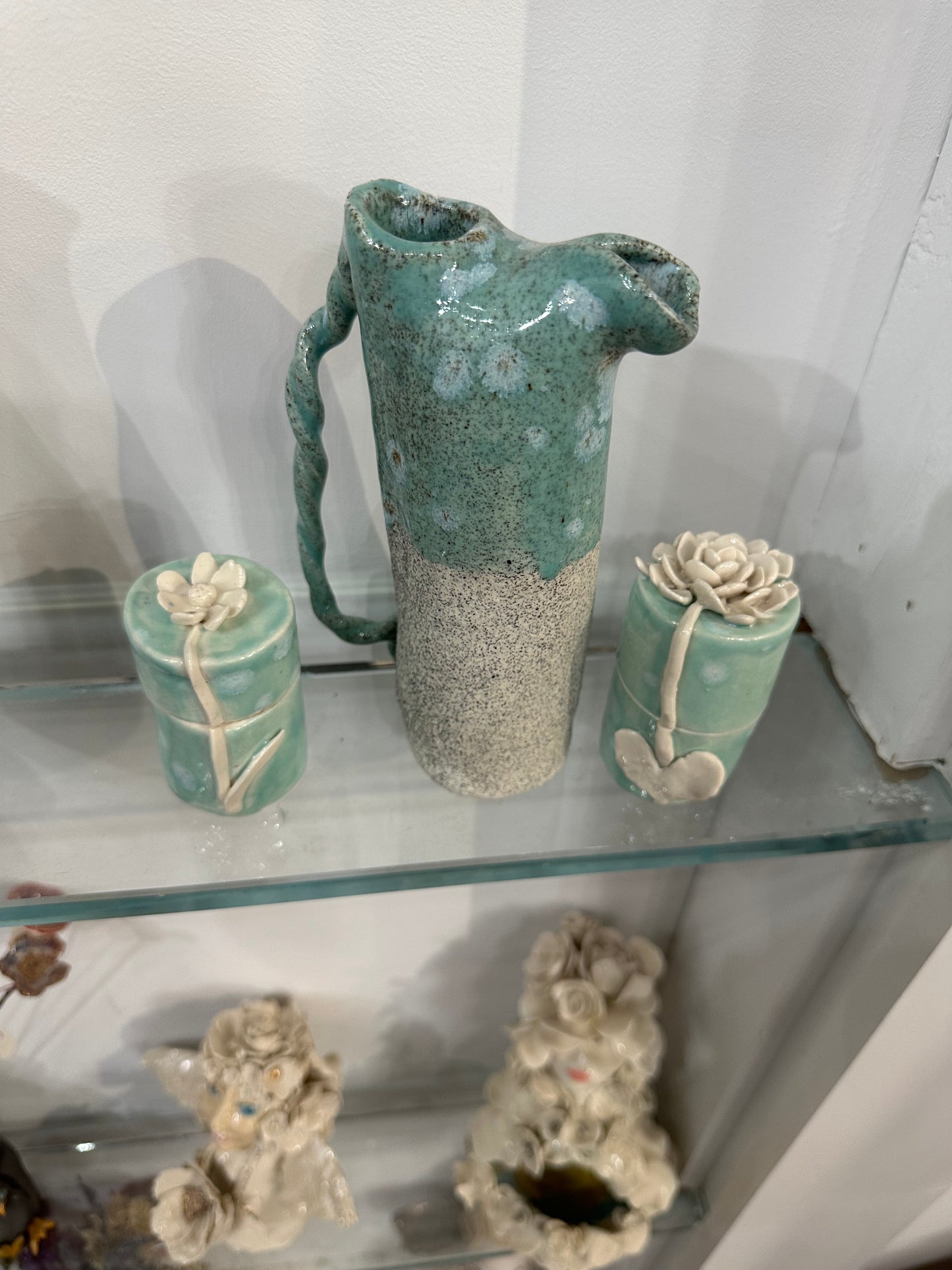 Green celadon and porcelain box